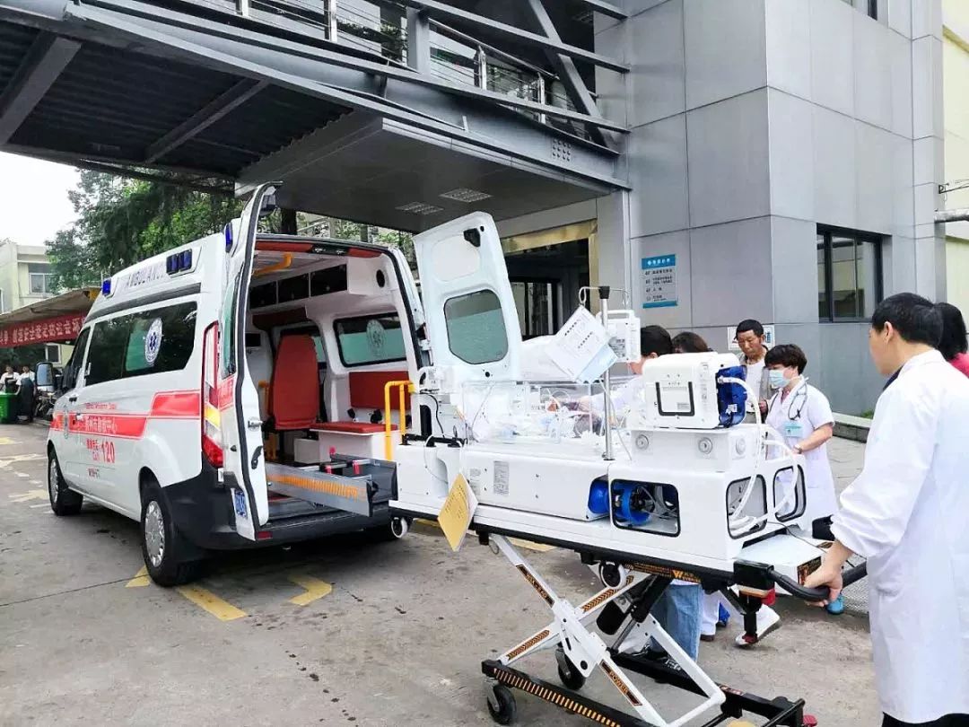 长短途救护车转院